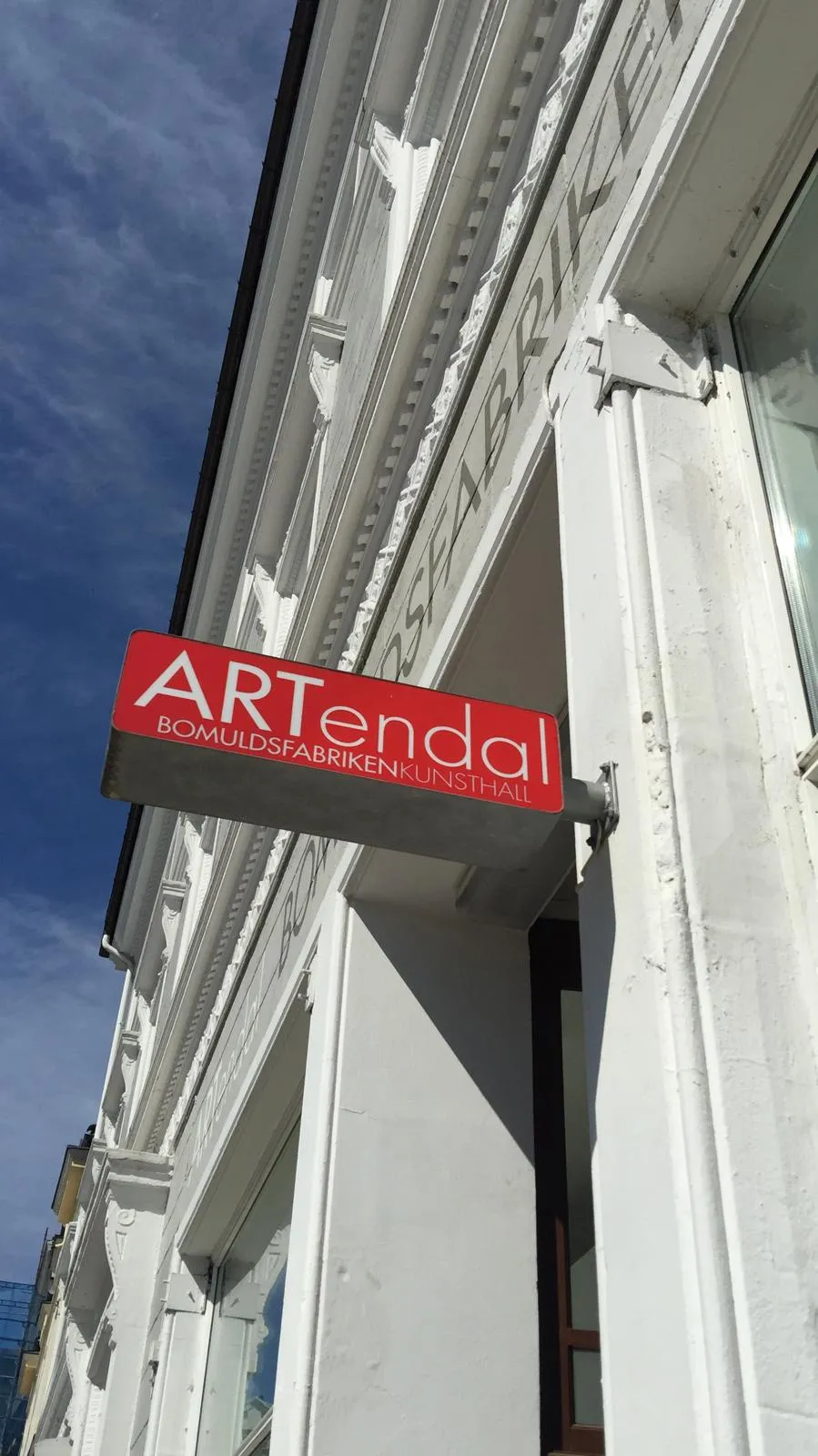 The exhibition space at the ARTENDAL gallery